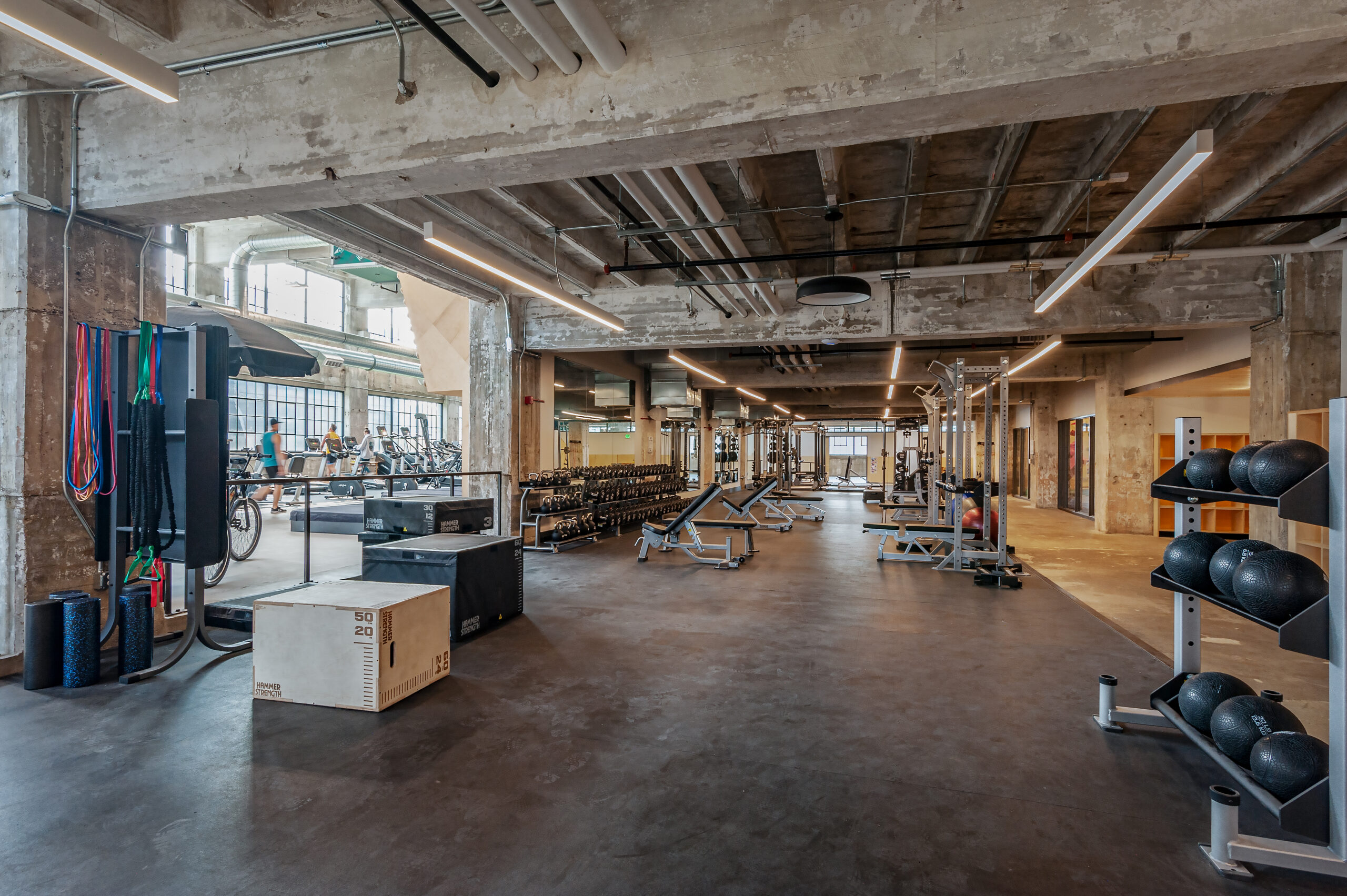 Weight Floor at North Mass